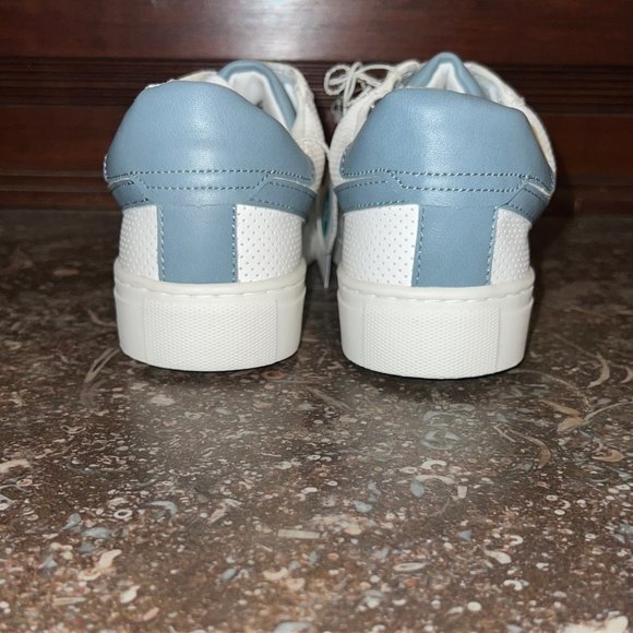 Universal Threads "Blue Brittin" White Sneakers, Memory Foam, Size 8, LN! - Picture 4 of 11